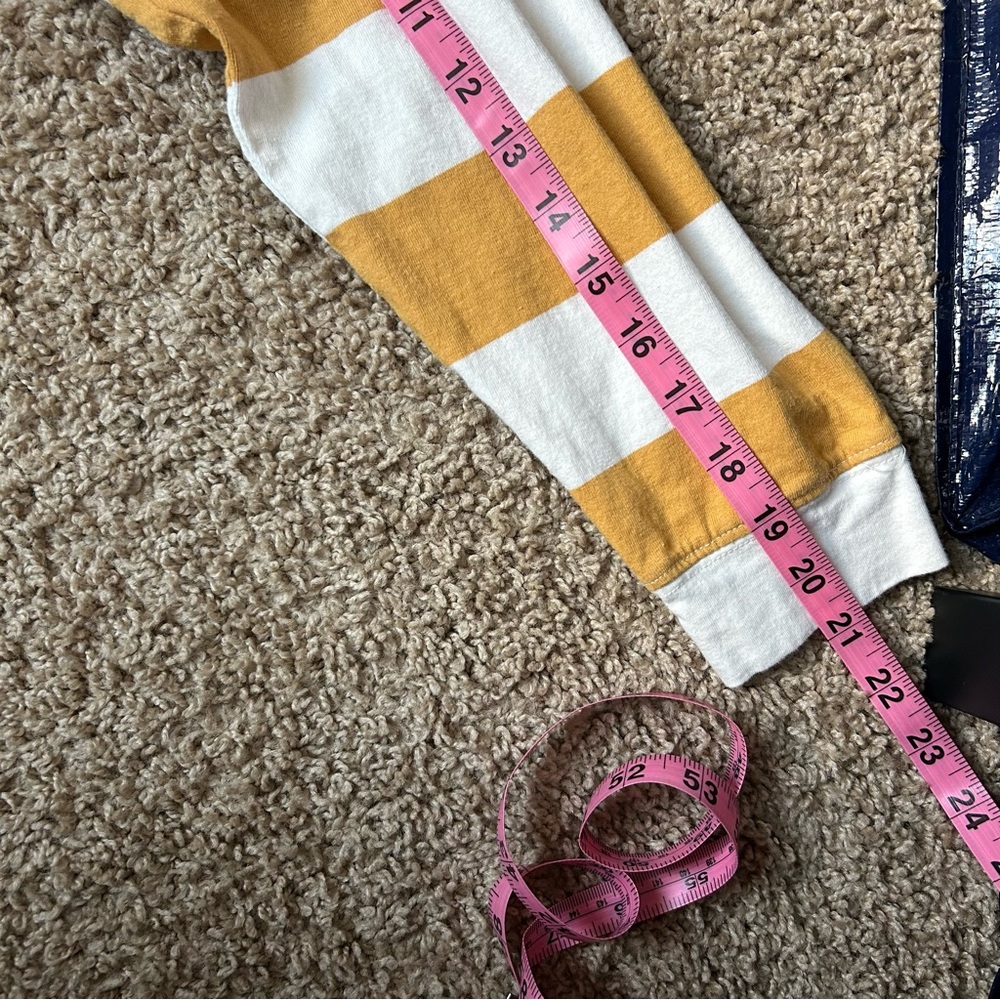 W Yellow & White Love On A Hanger Striped Cropped Long Sleeve Size M |A36 - Picture 5 of 9